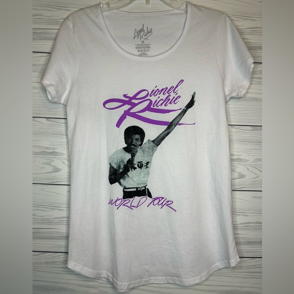 LIONEL RICHIE World Tour Concert Short Sleeve Tee Shirt Size Medium Color White